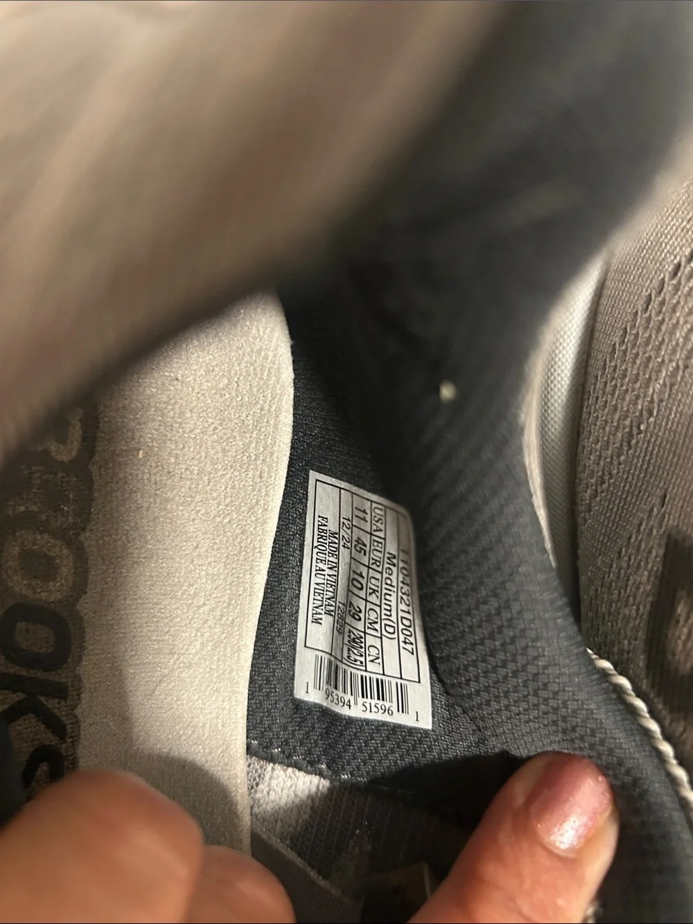 Brooks Men's Athletic Running Shoes - Light Gray with Black Accents